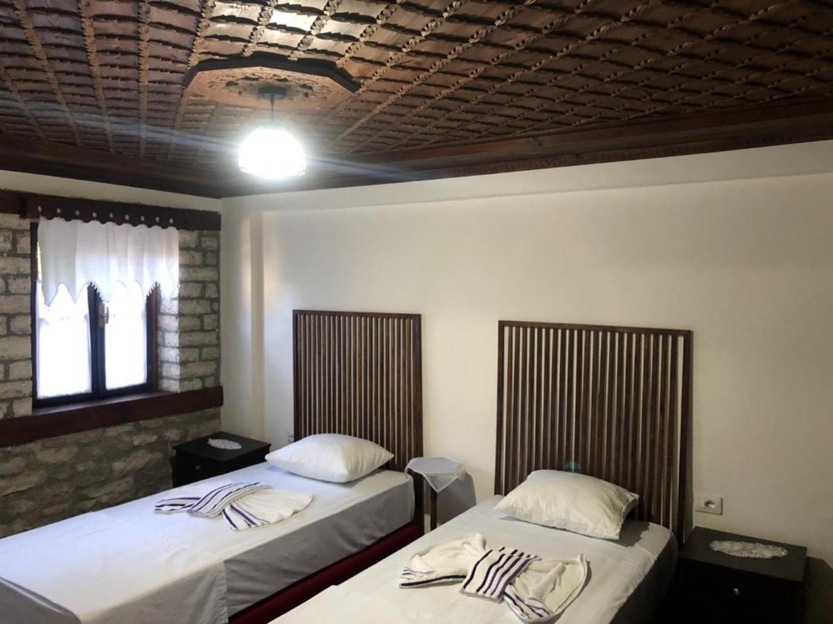 Miziri Guest House * Gjirokastër